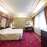Hotell River Chateau 4*