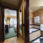 River Chateau 4*