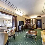 River Chateau Ξενοδοχείο 4*