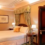 Hotell River Chateau 4*