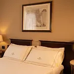River Chateau Ρώμη