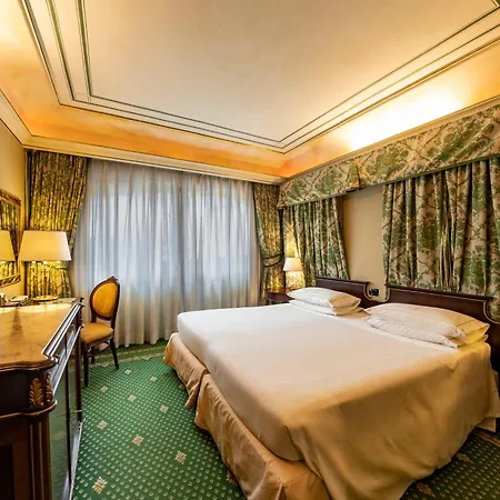 فندق ريفر شييتو