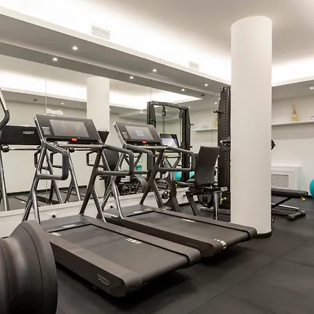 Hotel River Chateau 4*