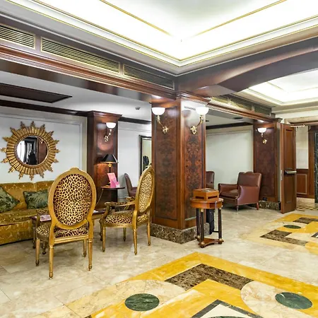 ريفر شييتو فندق