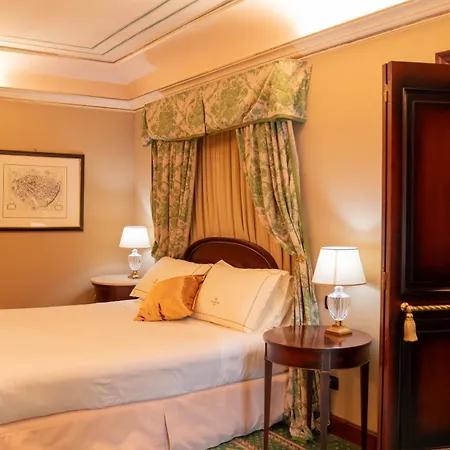 Hotel River Chateau 4*