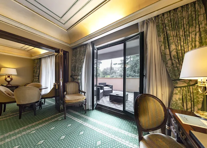 River Chateau Hotel 4*