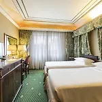 River Chateau 4*
