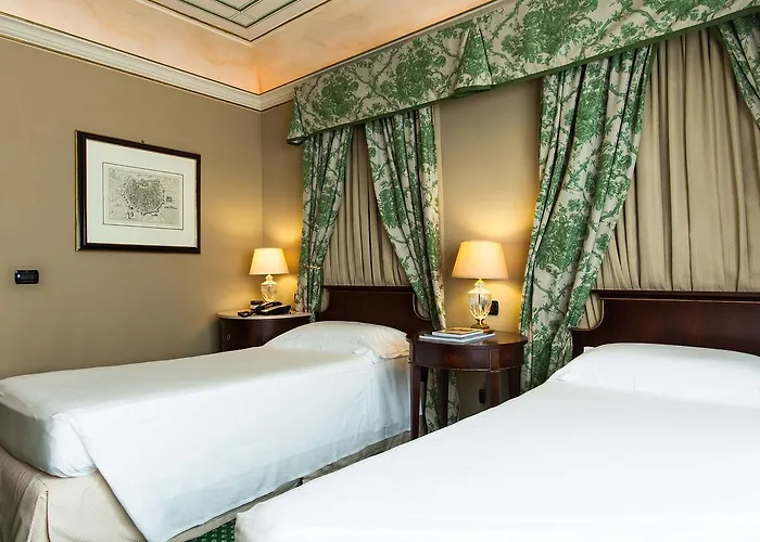 Hotel River Chateau 4*