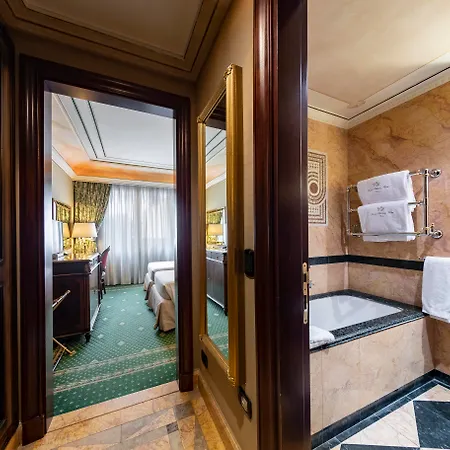 River Chateau מלון 4*